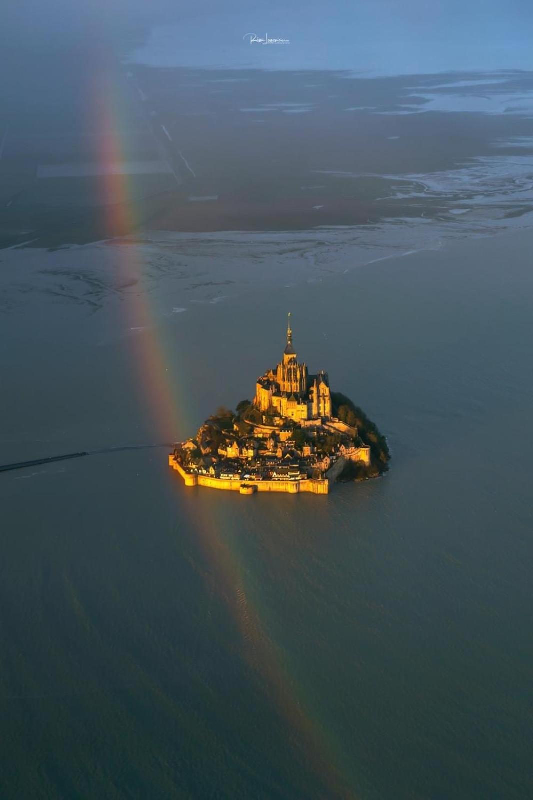 Arc En Ciel Du Mont Bed and Breakfast Pontorson Buitenkant foto